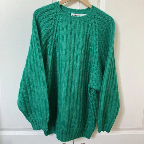 Coogi Women's Green Sweater - Picture 1 of 3
